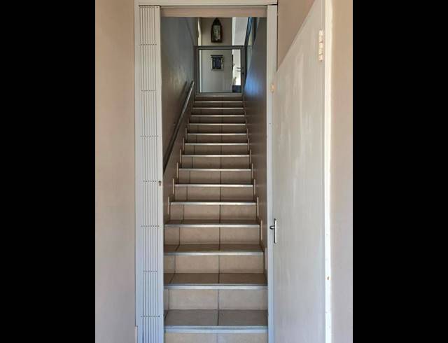 3 BEDROOM APARTMENT FOR SALE IN WINKLESPRUIT